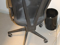 Verrijdbare bureaustoel met armleuningen schaffenburg. - afbeelding 4 van  4