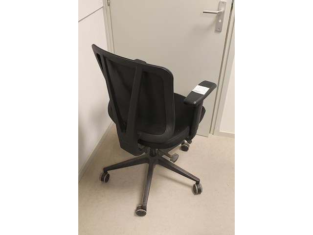 Verrijdbare bureaustoel met armleuningen schaffenburg. - afbeelding 3 van  3