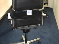 Verrijdbare bureaustoel met kunstlederen zitting. - afbeelding 3 van  3