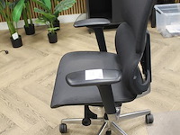 Verrijdbare bureaustoel. - afbeelding 2 van  2