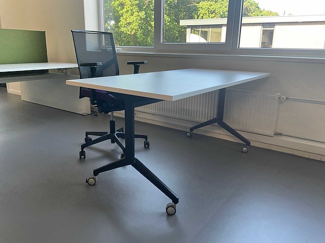 Verrijdbare bureautafel - afbeelding 1 van  9