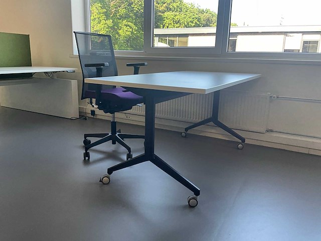 Verrijdbare bureautafel - afbeelding 2 van  9