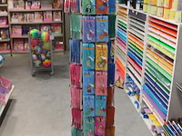 Verrijdbare carroussel met sleutelhangers acryl, ruim 360 items, in diverse kleuren en uitvoeringen, inclus... - afbeelding 5 van  5