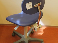 Verrijdbare ergonomische tandartsstoel. - afbeelding 3 van  3