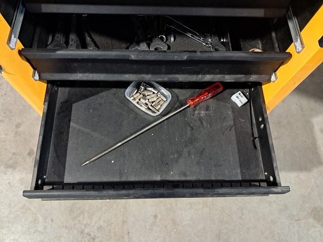 Verrijdbare gereedschapskist met inhoud, ironside, geel - afbeelding 10 van  10