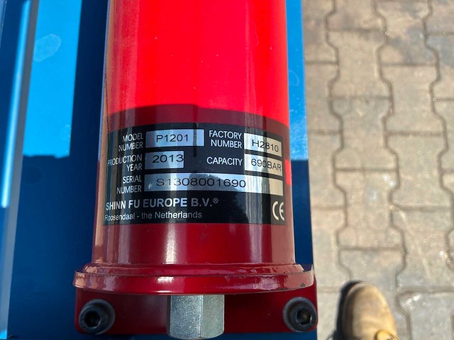 Verrijdbare handhydraulische opsluitbank - afbeelding 3 van  11