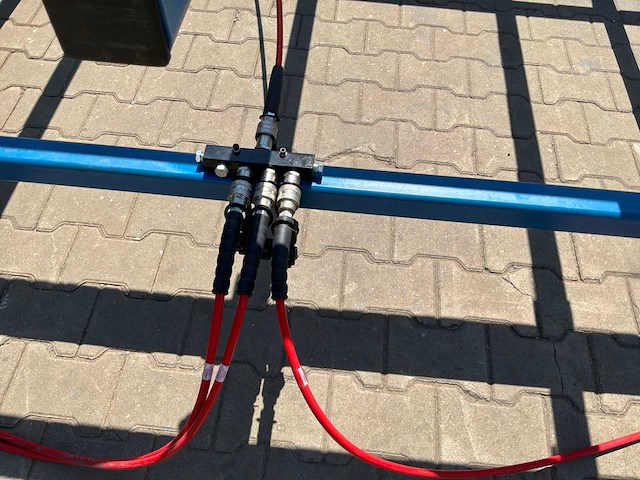Verrijdbare handhydraulische opsluitbank - afbeelding 11 van  11