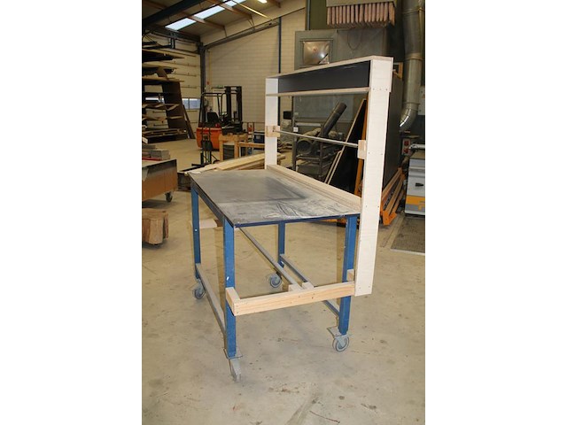 Verrijdbare inpaktafel met twee afrolunits. afmeting 80 x 160 x 184 cm - afbeelding 2 van  3
