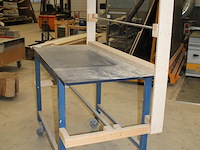 Verrijdbare inpaktafel met twee afrolunits. afmeting 80 x 160 x 184 cm - afbeelding 2 van  3