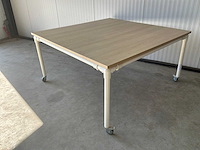 Verrijdbare kantinetafel - afbeelding 1 van  6
