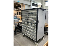 Verrijdbare kast met grijpvoorraad bouten, moeren, schroeven en ventielen - afbeelding 3 van  8