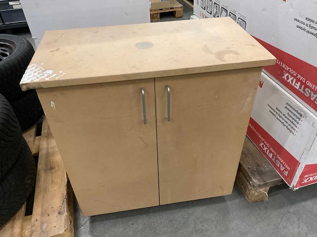 Verrijdbare kast - afbeelding 1 van  1