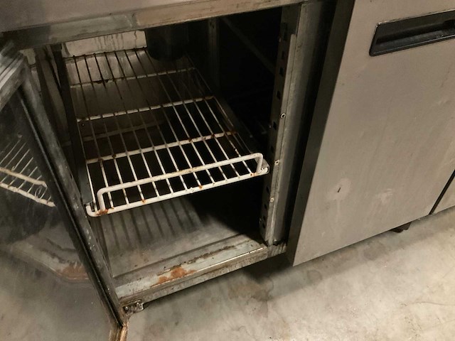 Verrijdbare koelwerkbank met bovenrek - afbeelding 1 van  1