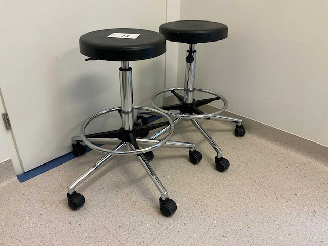 Verrijdbare kruk (2x) - afbeelding 3 van  8