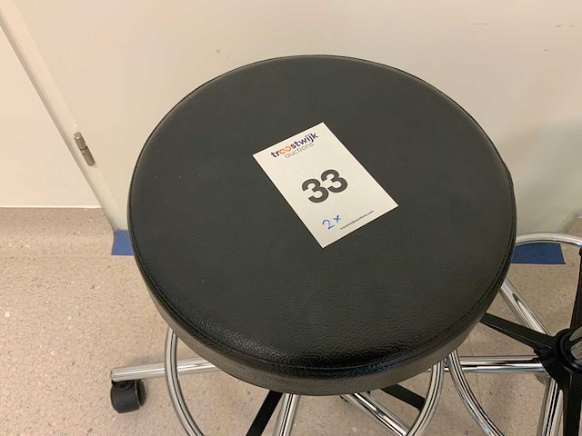 Verrijdbare kruk (2x) - afbeelding 7 van  8