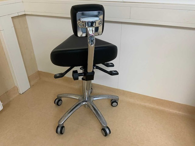 Verrijdbare kruk (2x) - afbeelding 8 van  10