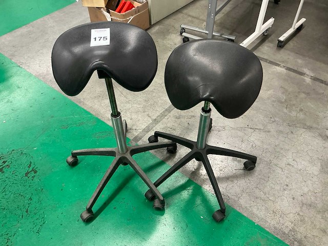 Verrijdbare kruk (2x) - afbeelding 1 van  2