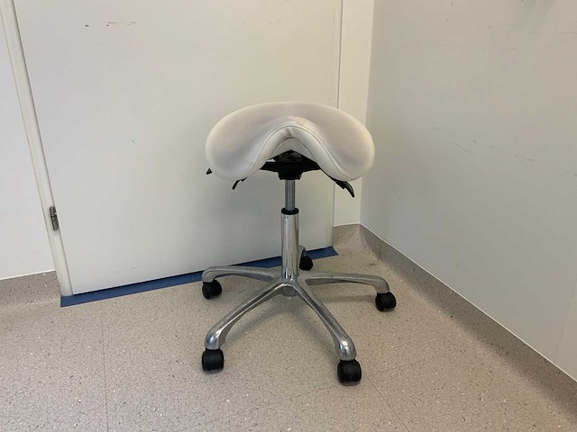 Verrijdbare kruk - afbeelding 1 van  8