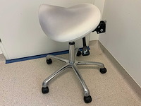 Verrijdbare kruk - afbeelding 7 van  8