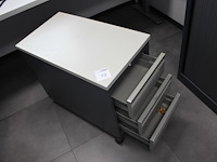 Verrijdbare ladekast, afmeting 43 x 75 x 65 cm. - afbeelding 2 van  2