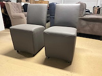 Verrijdbare lederen eetkamerstoel (2x) - afbeelding 1 van  8