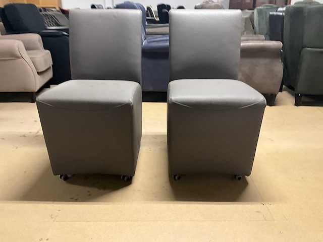 Verrijdbare lederen eetkamerstoel (2x) - afbeelding 3 van  8