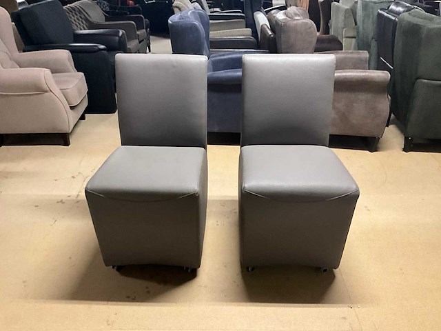 Verrijdbare lederen eetkamerstoel (2x) - afbeelding 5 van  8