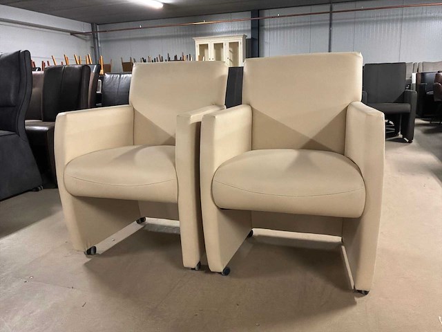 Verrijdbare leren eetkamerstoel (2x) - afbeelding 4 van  8