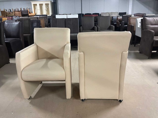 Verrijdbare leren eetkamerstoel (2x) - afbeelding 7 van  8