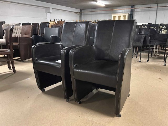 Verrijdbare leren eetkamerstoel (2x) - afbeelding 1 van  8