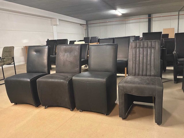 Verrijdbare leren eetkamerstoelen (4x) - afbeelding 3 van  13