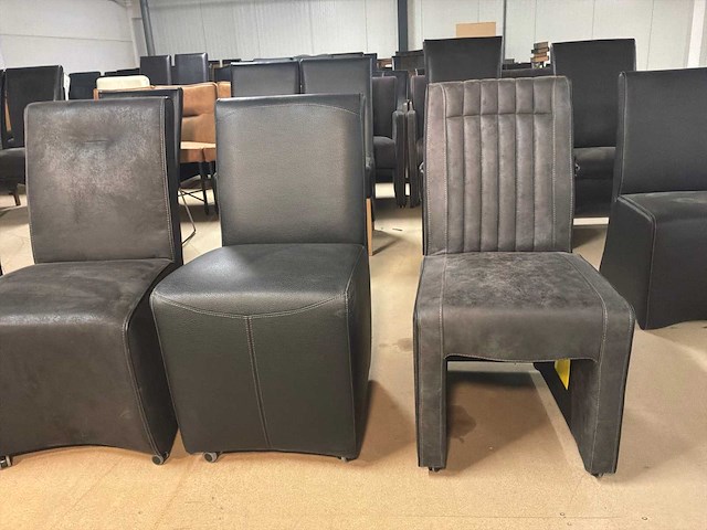 Verrijdbare leren eetkamerstoelen (4x) - afbeelding 6 van  13