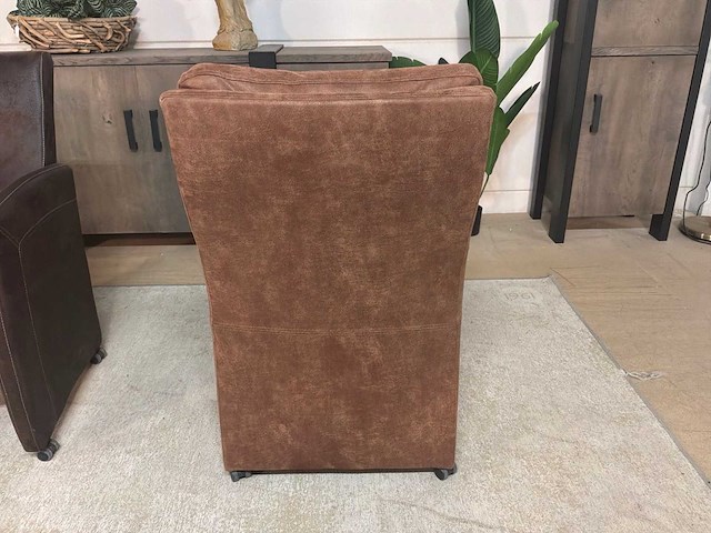 Verrijdbare leren fauteuil - afbeelding 3 van  3