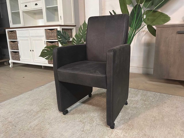 Verrijdbare leren fauteuil - afbeelding 1 van  8