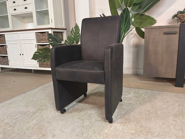 Verrijdbare leren fauteuil - afbeelding 3 van  8