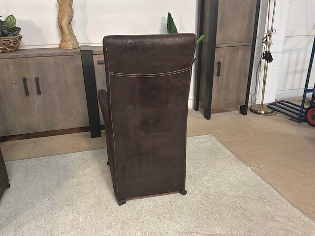 Verrijdbare leren fauteuil - afbeelding 4 van  4