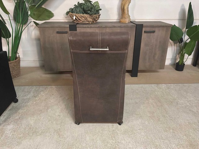 Verrijdbare leren fauteuil - afbeelding 5 van  5