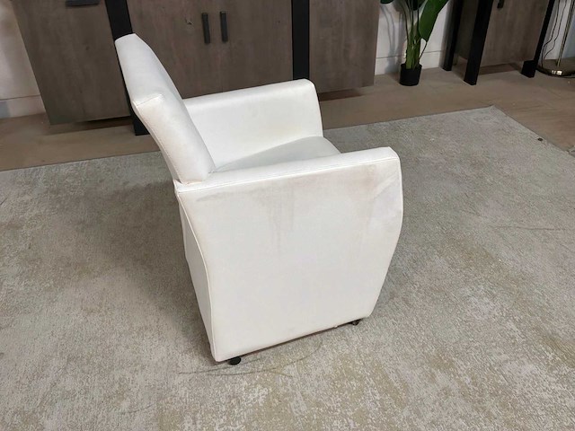 Verrijdbare leren fauteuil - afbeelding 9 van  9