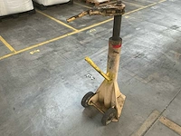 Verrijdbare mechanische steunpoot met spindel en steunplaat - afbeelding 4 van  9