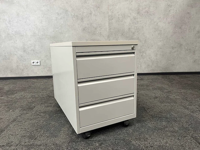 Verrijdbare metalen ladeblok - afbeelding 1 van  8