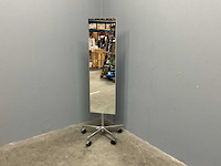Verrijdbare passpiegel 70x179 cm - afbeelding 2 van  5