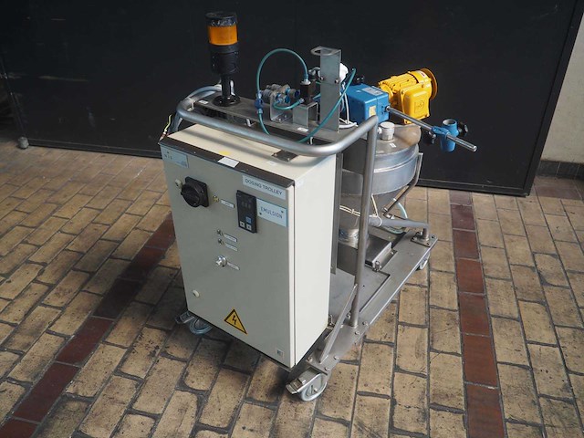 Verrijdbare rvs vloeistofmenger met loher encw-063bg elektromotor - afbeelding 2 van  8