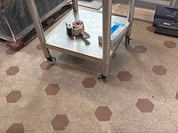 Verrijdbare rvs werkbank - afbeelding 2 van  3