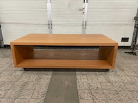 Verrijdbare salontafel kersenfineer - afbeelding 1 van  5