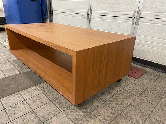 Verrijdbare salontafel kersenfineer - afbeelding 3 van  5