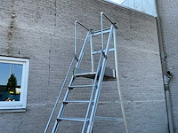 Verrijdbare stellingtrap - afbeelding 4 van  5