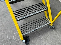 Verrijdbare trap - afbeelding 4 van  5