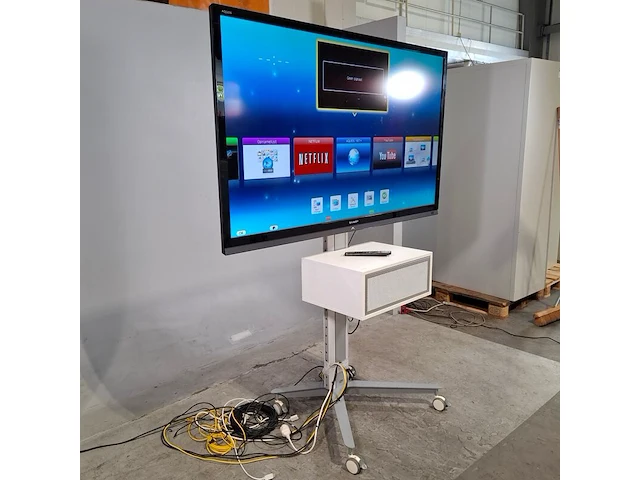 Verrijdbare tv, sharp, lc70le - afbeelding 8 van  15