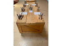 Verrijdbare werktafel met 8x verstekbak en zaag - afbeelding 2 van  6