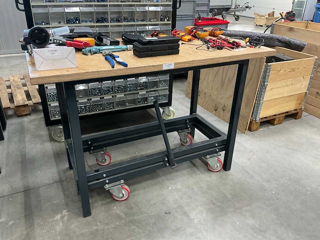 Verrijdbare werktafel - afbeelding 1 van  4